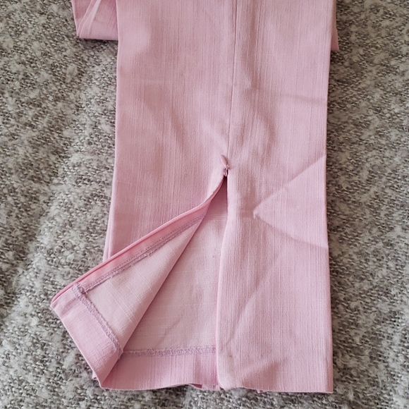 Pink capris - Picture 6 of 8